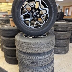 255/70R18 BRIDGESTONE DUELER - FORD BRONCO WHEELS - NEW TAKE OFF - SET OF 4